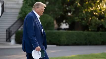 Переиграл и уничтожил: Трамп объявил о заключении торговой сделки с Китаем