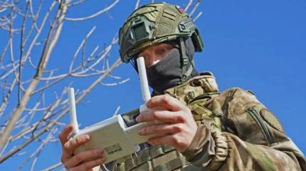 Неуместная мораль: почему кадры ударов FPV-дронов по пехоте ВСУ почти не публикуются