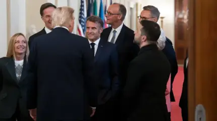 FT назвала три варианта развития событий по плану Трампа