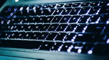 Доктор философских наук: интернет из удобства для всех делают вариантом для единиц