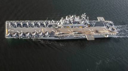 MW: боеспособен ли «молниеносный авианосец» США, идущий из Японии на войну с ИРИ