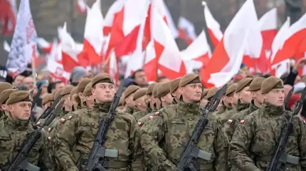ワルシャワはもはや隠れていない。「我々はロシアと戦争状態にある」