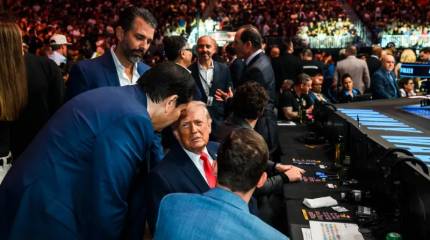 «Отравленная чаша»: авантюры Трампа подбрасывают грязную работу дипломатам – FT