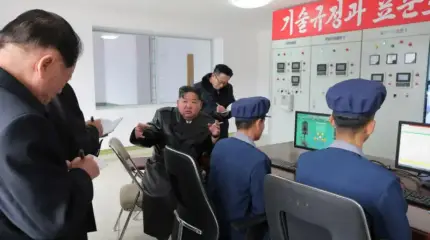 «Сможете убивать граждан КНДР»: жителей Сеула призывают активно вступать в ВСУ