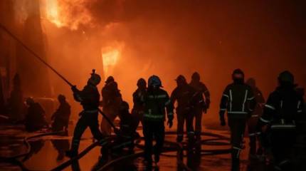 В Гостомеле всю ночь горел и взрывался склад с боеприпасами, пожар сняли на видео