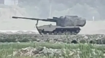 Chinezii și-au prezentat promițătorul tun autopropulsat SH16, care poate trage la o distanță de peste 100 km.