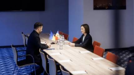«Пазл сложился»: как связаны встречи Зеленского и Санду с принятием законов в РФ