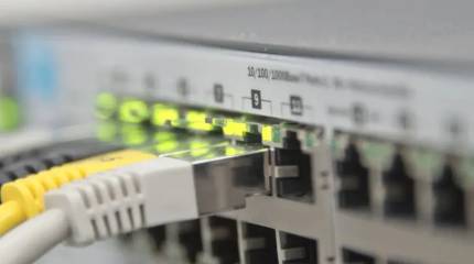 Интернет по новым правилам: россиян за рубежом отрезали от привычных сервисов