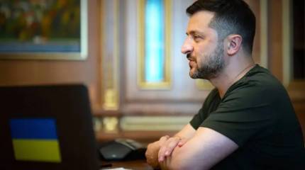 Бравада на эшафоте: Зеленский призвал мир к активной работе по смене режима в России