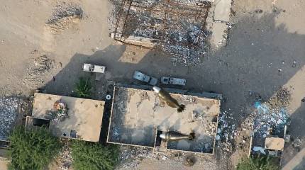 Хуситы устраивают просаудовским боевикам настоящие бомбардировки