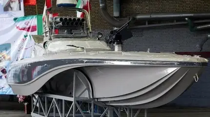 Стаи из сотен катеров флота Ирана будут 