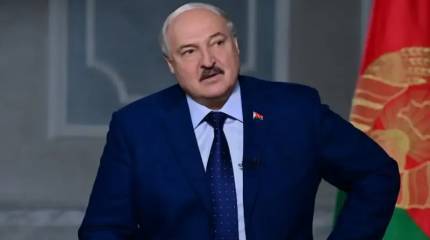 Лукашенко объяснил, почему белорусская диктатура лучше украинской демократии