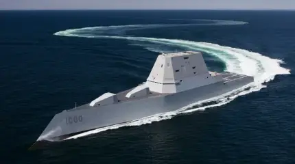 Первый в мире эсминец с МБР: USS Zumwalt перестанет считаться бесполезным