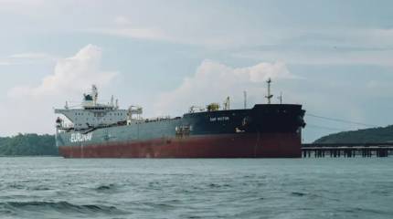 Россия просто истекает нефтью – эксперт