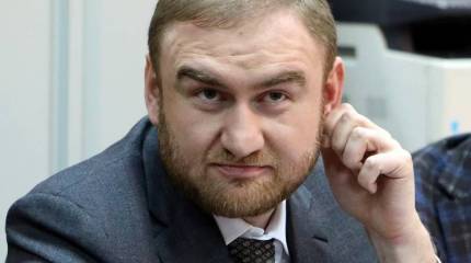 Сенатор Арашуков убежден, что его оклеветали за 60 миллионов рублей