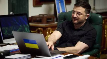 Киеву не стоит помогать, все деньги будут украдены – Bloomberg