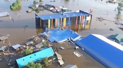 В Тулуне вода снесла дома к федеральной трассе, затоплен и город Канск