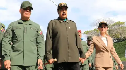 «Ты должен умереть»: Мадуро возят по улицам Нью-Йорка на потеху публике