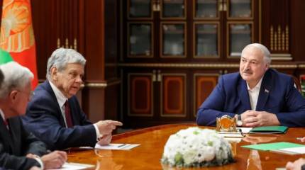 «Выпил две рюмки, не вырвало»: юрист Трампа рассказал, как пил водку с Лукашенко ради освобождения заключенных