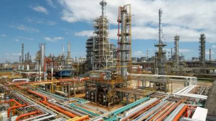 Болгария спасает российский НПЗ от атак беспилотников – Reuters