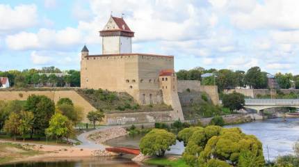 «Нарвская народная республика»: придет ли НАТО на помощь Эстонии – Politico