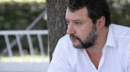 «Теряешь народ»: Зеленскому предложили выбрать между поражением и проигрышем