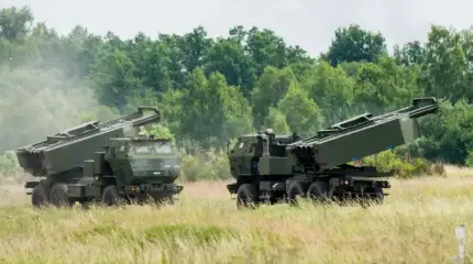 «Америка прежде всего»: Вашингтон объяснил остановку поставок оружия Киеву