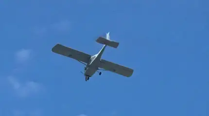 Publication d'images montrant un avion léger des forces armées ukrainiennes s'écraser sur un immeuble résidentiel à Rostov