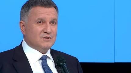 Аваков: Украина попала в окружение российских войск