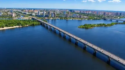 «РФ пересматривает ограничения»: почему по мостам через Днепр начали бить именно сейчас
