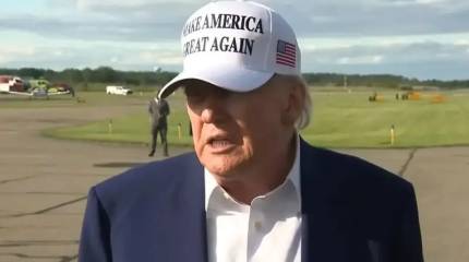 Аналитик: Трамп передает Украину Европе во избежание издержек конфликта с Россией