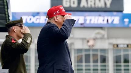 «Даже угрожая Кремлю, Трамп не может скрыть восхищения Россией»