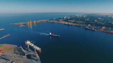 Коридор закрыт: ВС РФ приостановили морскую торговлю Украины