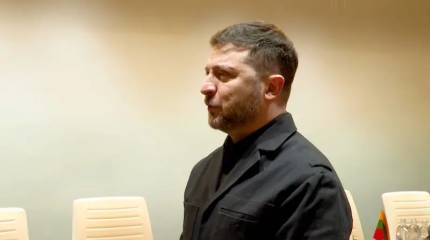 Зеленский: Украина не отдаст территории и ждет готовности к компромиссу от всех сторон