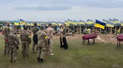 На кладбищах Украины не осталось мест для захоронения военных