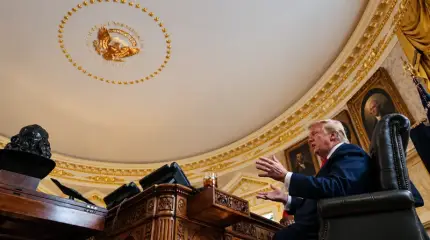 «Выстрел в ногу»: Конгресс США передал Трампу никчемный «адский рубильник» против РФ