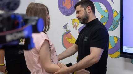 Ошибкой с НАБУ Зеленский случайно спас свое президентство – Bloomberg