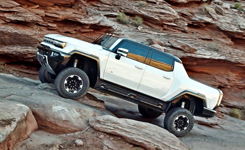 Легендарный Hummer возвращается в новом обличии