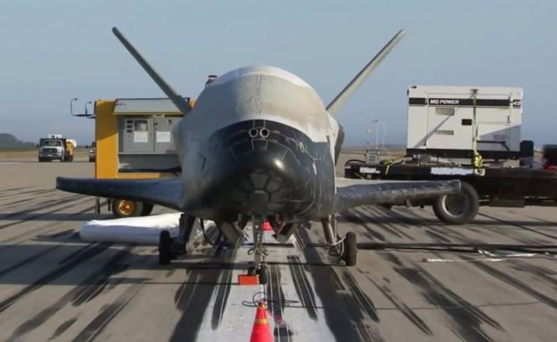 Китай запустил в космос аналог американского беспилотника X-37B