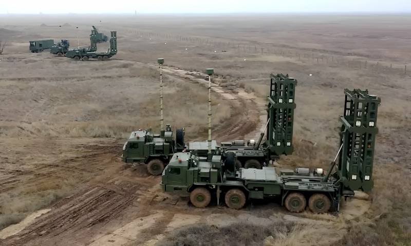 Зенитно-ракетный комплекс С-350 «Витязь» впервые поразил воздушные цели в полностью автоматическом режиме