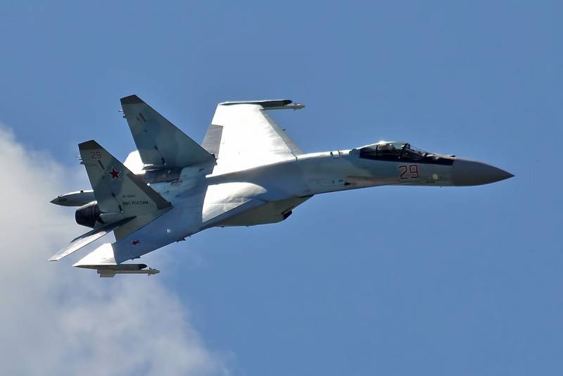 ВКС РФ получили новую партию истребителей Су-35С