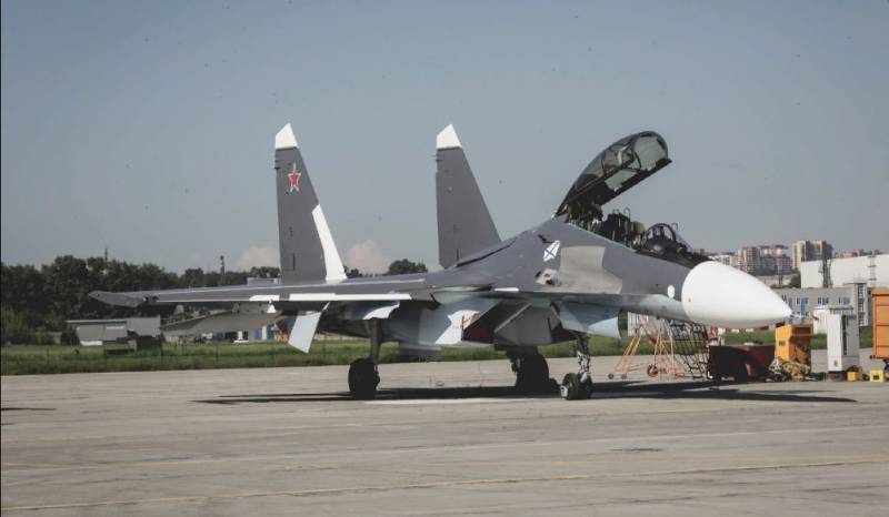 Иркутский авиационный завод передал Минобороны партию истребителей Су-30СМ2