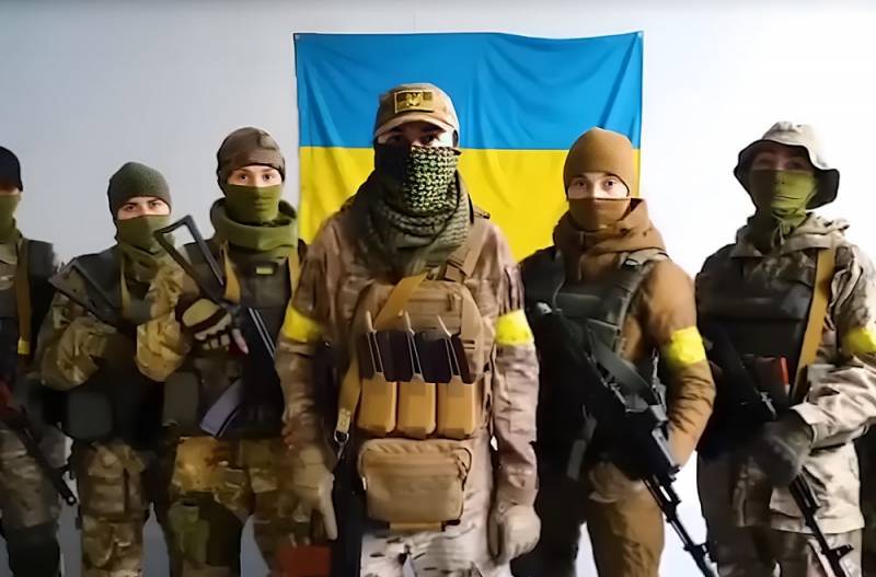 Несильный пол: как влияет на женщин служба в ВСУ и во что это выльется для демографии Украины
