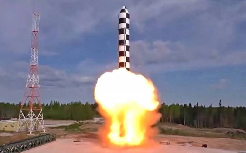 Роскосмос: на боевое дежурство поставлен ракетный комплекс «Сармат»