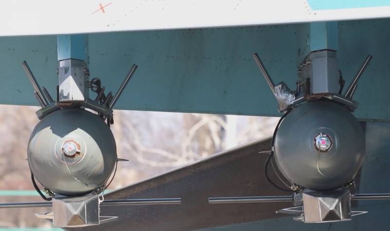 Против украинских войск ВКС РФ начали применять ФАБ-1500 М54 с новым УМПК
