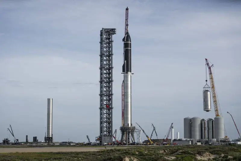Отправка первых тяжелых ракет Starship на Марс состоится через два года, а первых людей – через четыре