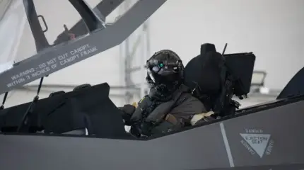 Летчики F-35 ВВС США получили экипировку на случай ядерной войны