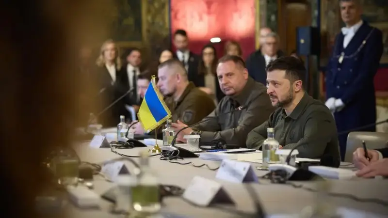 С отставкой Ермака Украина перешла на полное внешнее управление