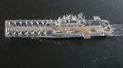 MW: боеспособен ли «молниеносный авианосец» США, идущий из Японии на войну с ИРИ