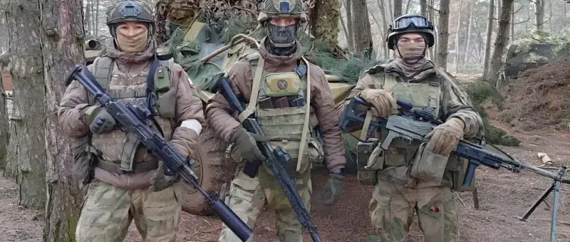 Об операциях понарошку, карточной войне и других странностях СВО, помогающих нам побеждать